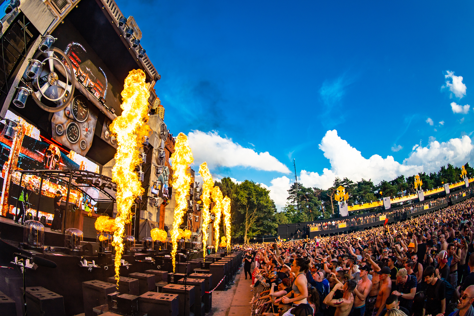 Full Line-up Dominator - We Will Prevail - The Spectacle - Masters of ...