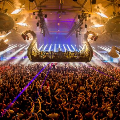 Masters of Hardcore & Dominator photos for on your wall!