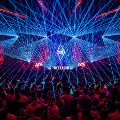 This is the official Warface presents Live For This 2021 anthem!