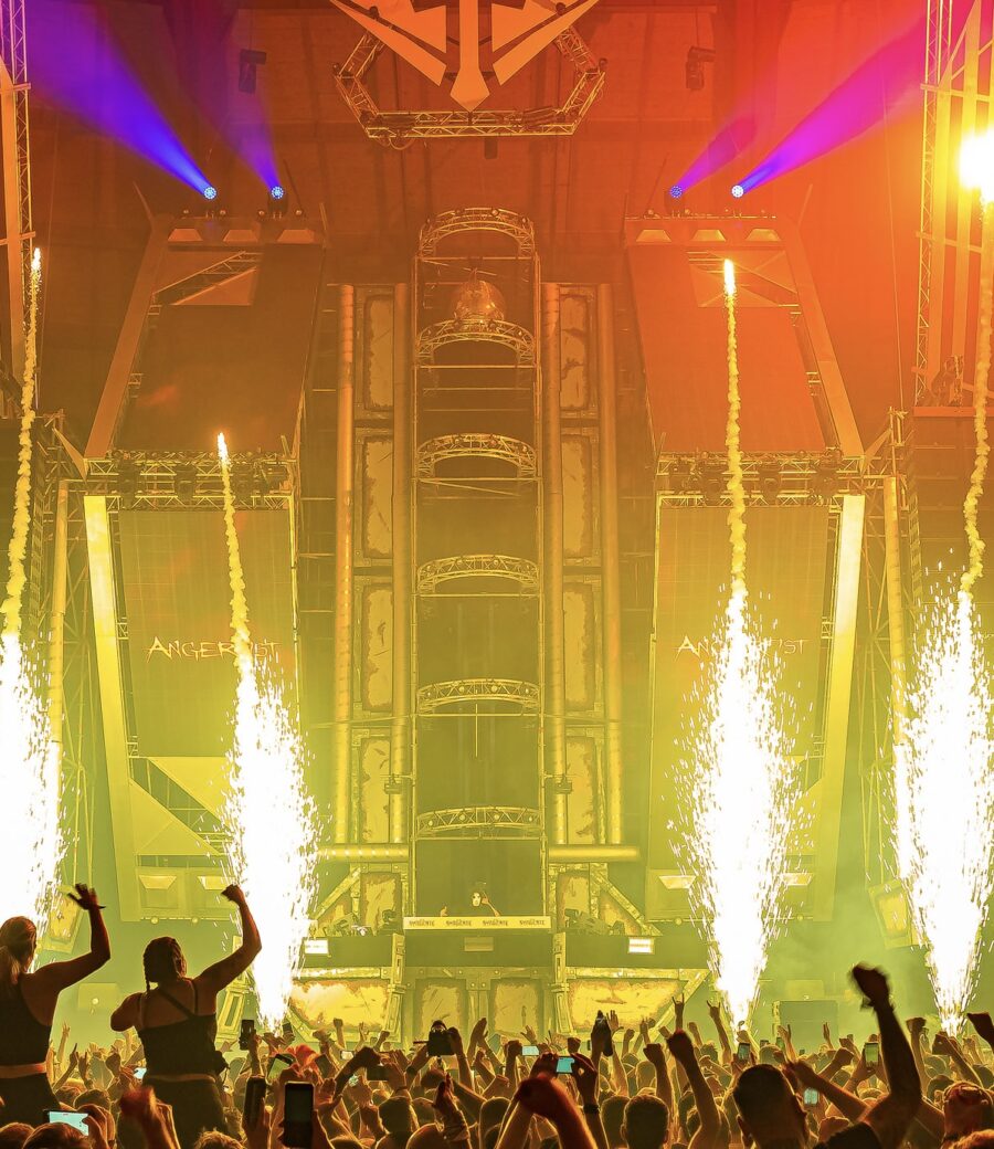 E974A155-A0A4-4A0A-9A6D-751A7CA16A46_1_201_a