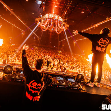 Photo album Supremacy 2023 – Raw Resurgence
