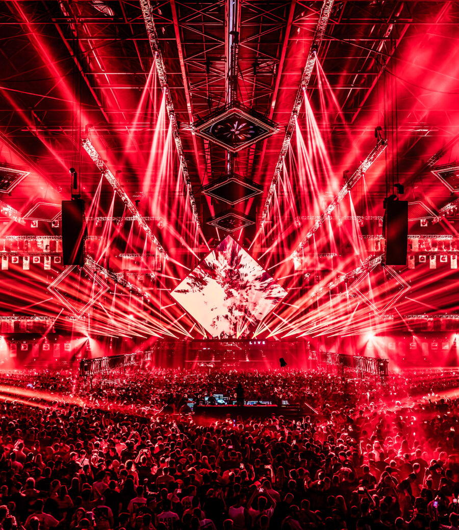 013-240914-150652-supremacy_delio_hr